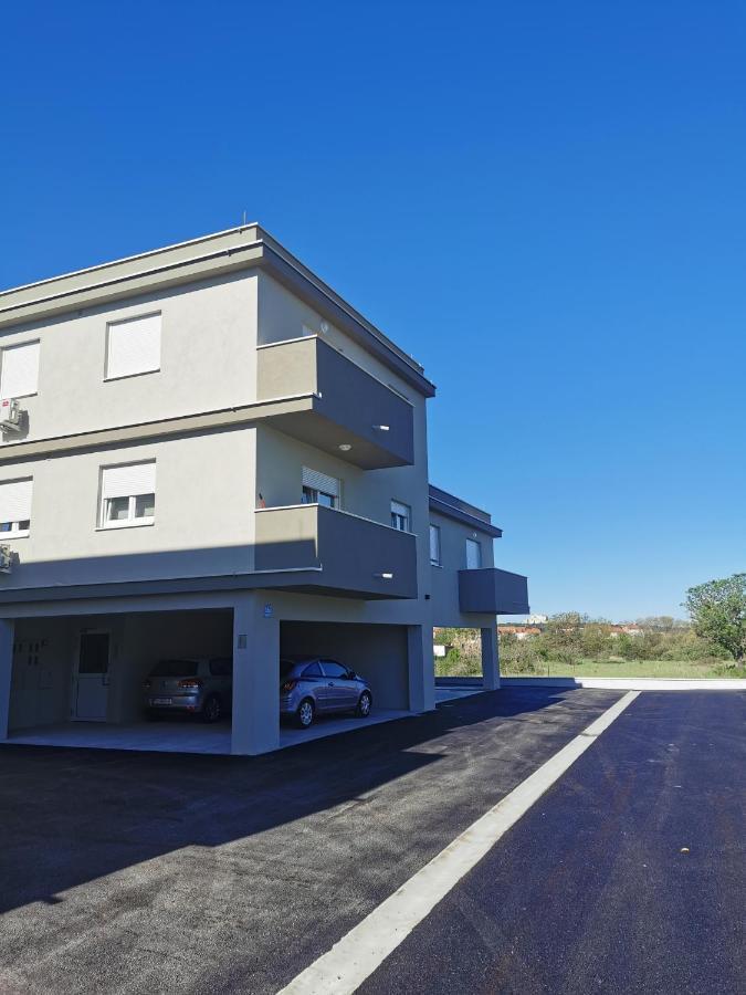 Meraviglia Residence Pula Luaran gambar